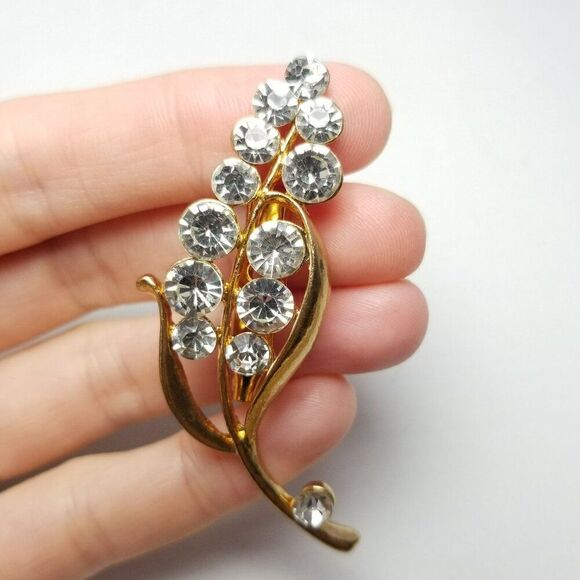 Vintage Rhinestone and Gold Tone Flower Leaf Shape Brooch, Estate - Picture 6 of 6